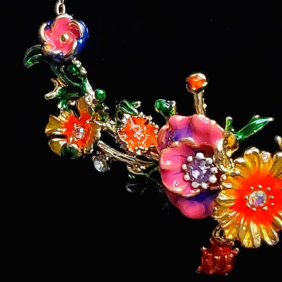 Kymyad Bohemian style enamel flower gold necklace w/ graduated gold beads. - Picture 5 of 12